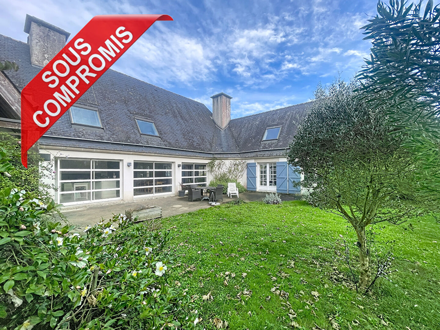 Photo LOCTUDY ! Le Charme Rare du Triangle d'Or image 1/2