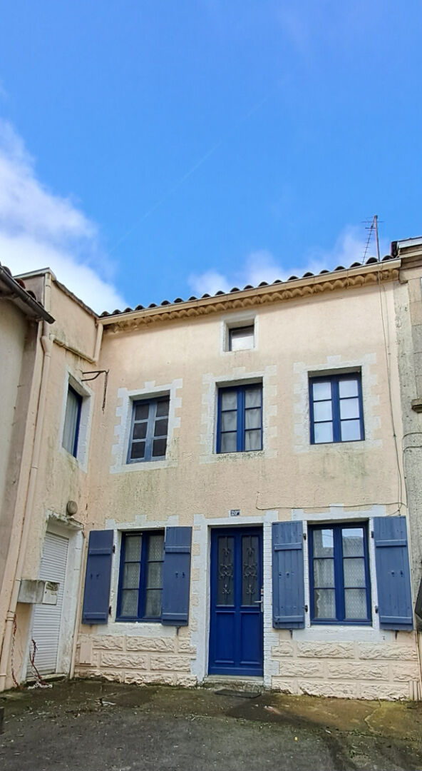 Maison centre des Herbiers 97.5 m 2 hab