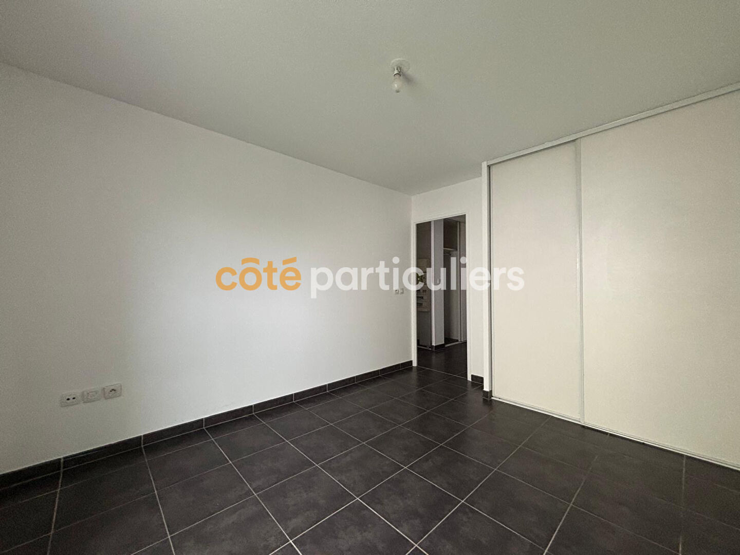 Opportunité à Lormont T2 récent avec balcon