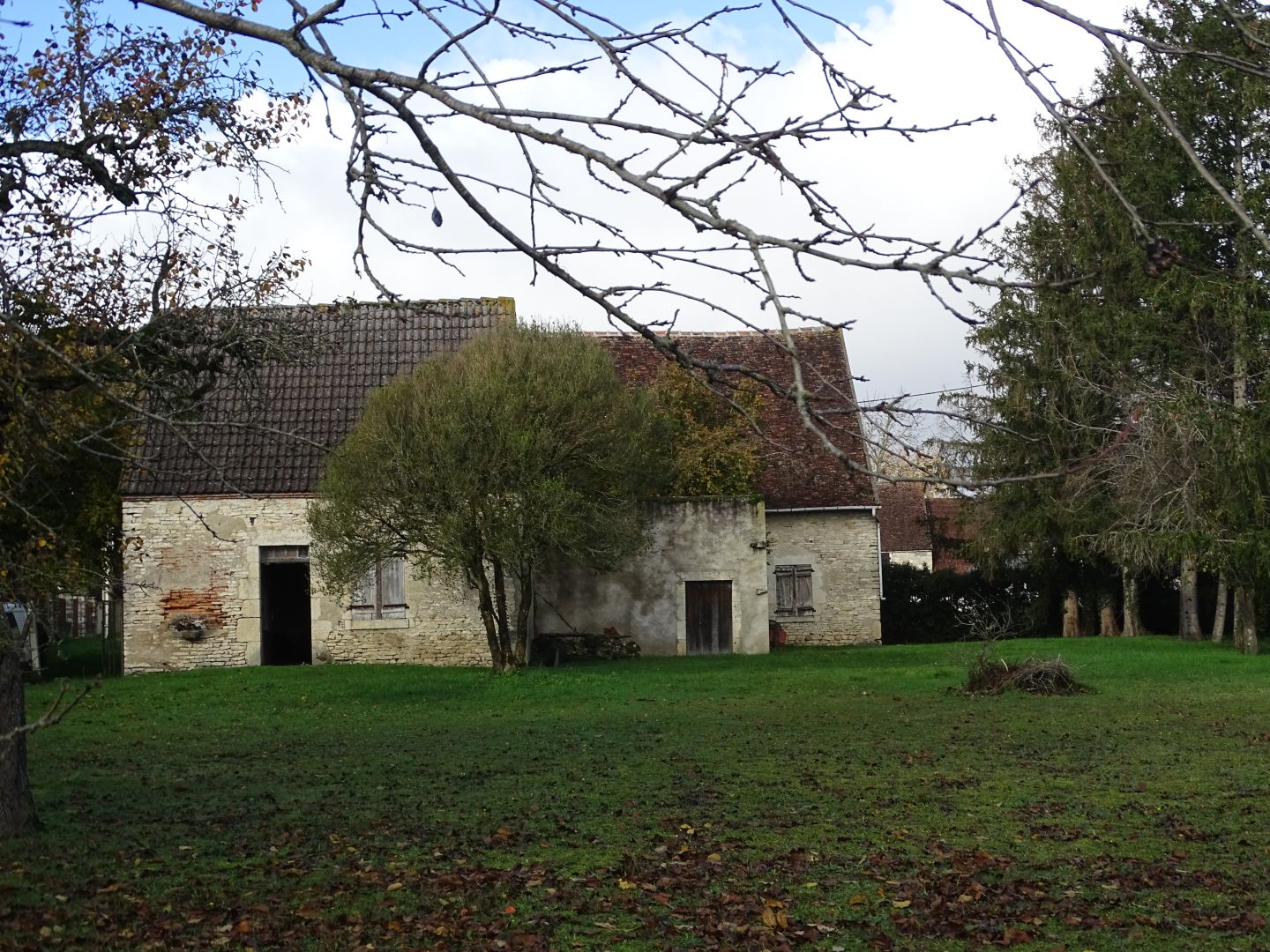 Agence immobilière de Côté Particuliers Lignières