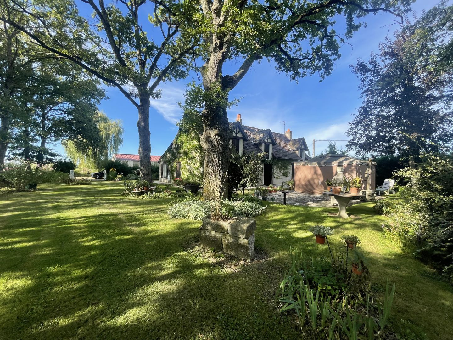 Agence immobilière de Côté Particuliers Lignières