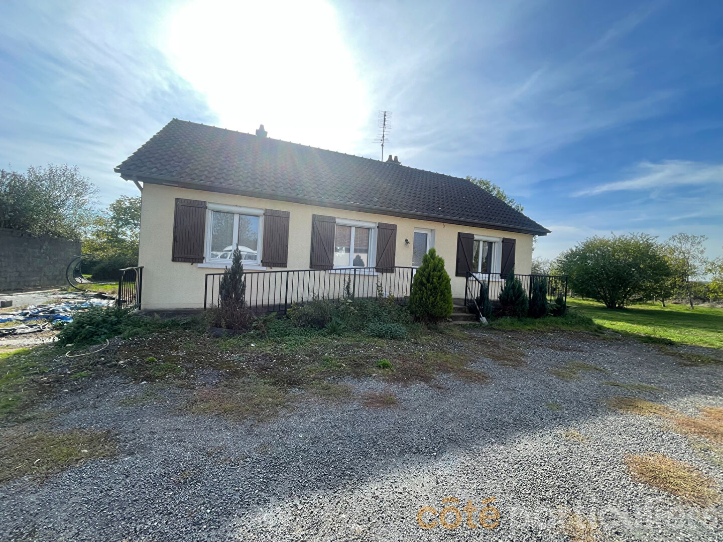 Agence immobilière de Côté Particuliers Lignières