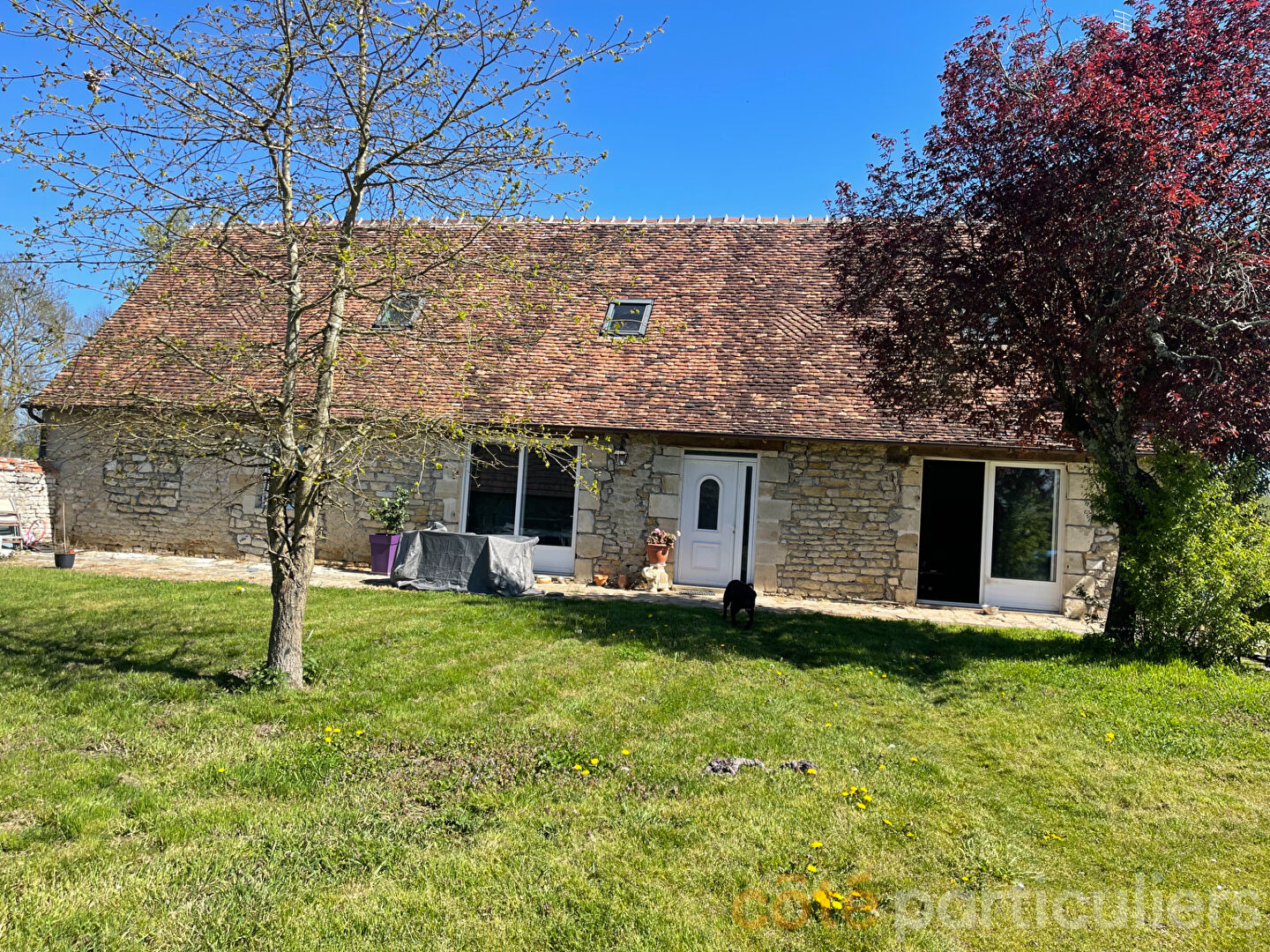 Agence immobilière de Côté Particuliers Lignières