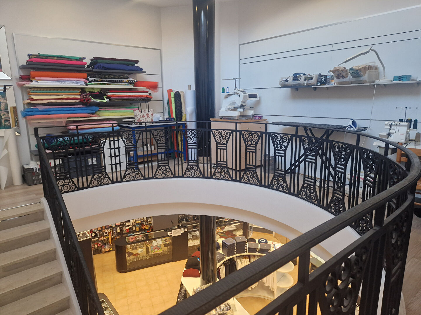 Photo Hendaye centre, Murs commerciaux libres 242m² image 2/4