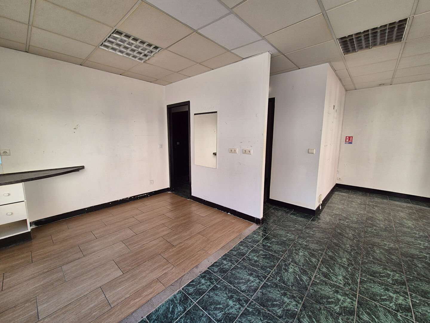 Photo Hendaye ville, murs commerciaux 46m² image 2/4