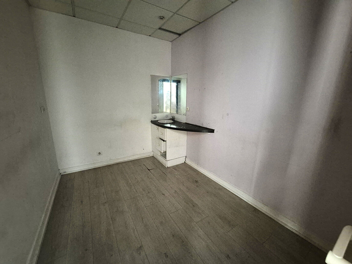 Photo Hendaye ville, murs commerciaux 46m² image 3/4