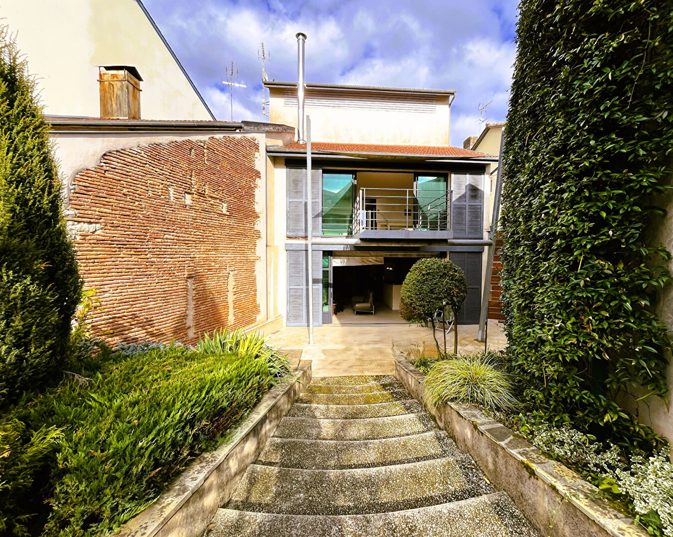 A Dax  maison de ville de 176 m2 sur 3 niveaux
