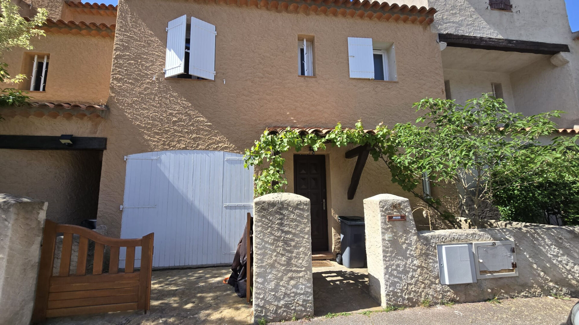 Agence immobilière de COUZINET IMMOBILIER Le Beausset