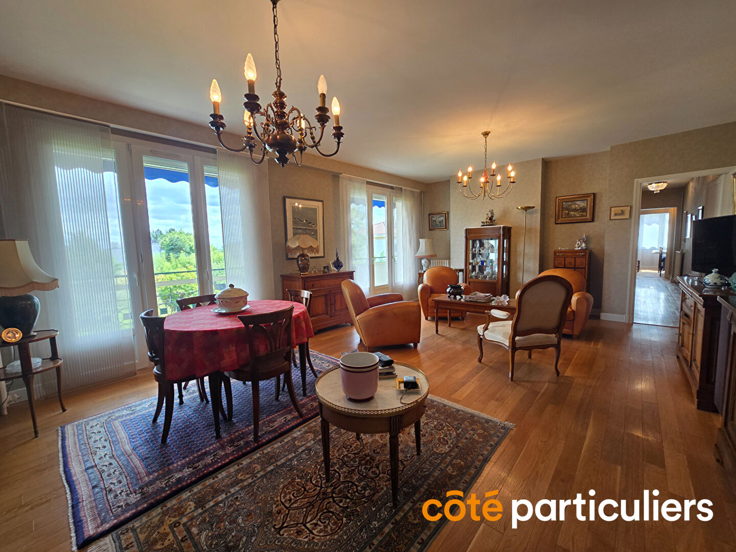 Photo Appartement Agen 5 pièce(s) 130 m2 - Garage  Cellier - 3 balcons image 3/6