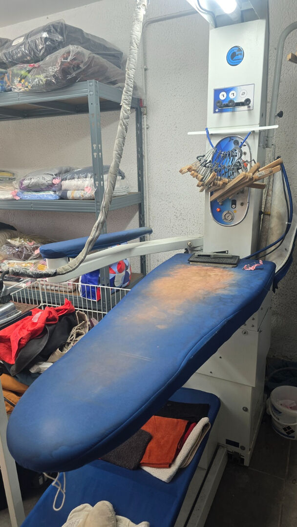 Photo Fonds Fond de commerce Pressing Eco 96 m² - dépôt colis image 3/6