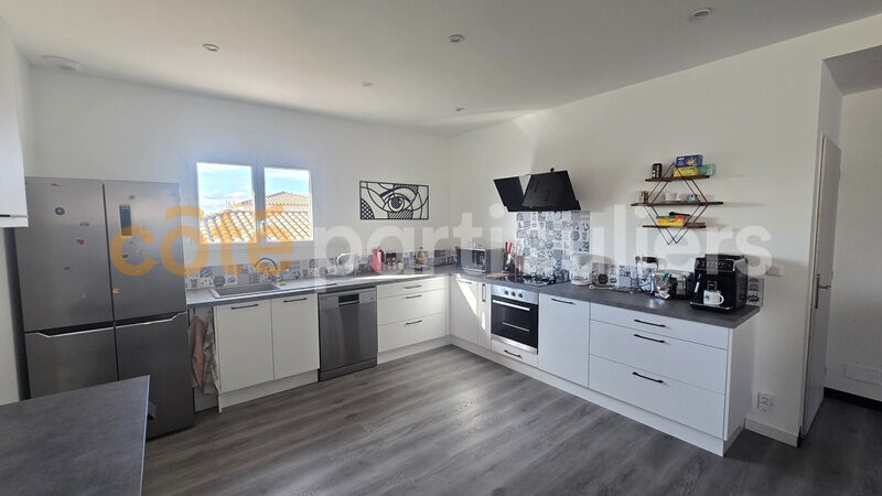 Photo Grande maison familiale avec deux appartements  - 246 m² habitables sur terrain piscinable de 554 m². image 3/6