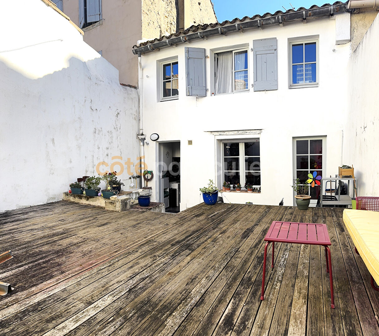 Maison de charme au coeur de la Bastide de Carcassonne, idéale famille ou investissement locatif !