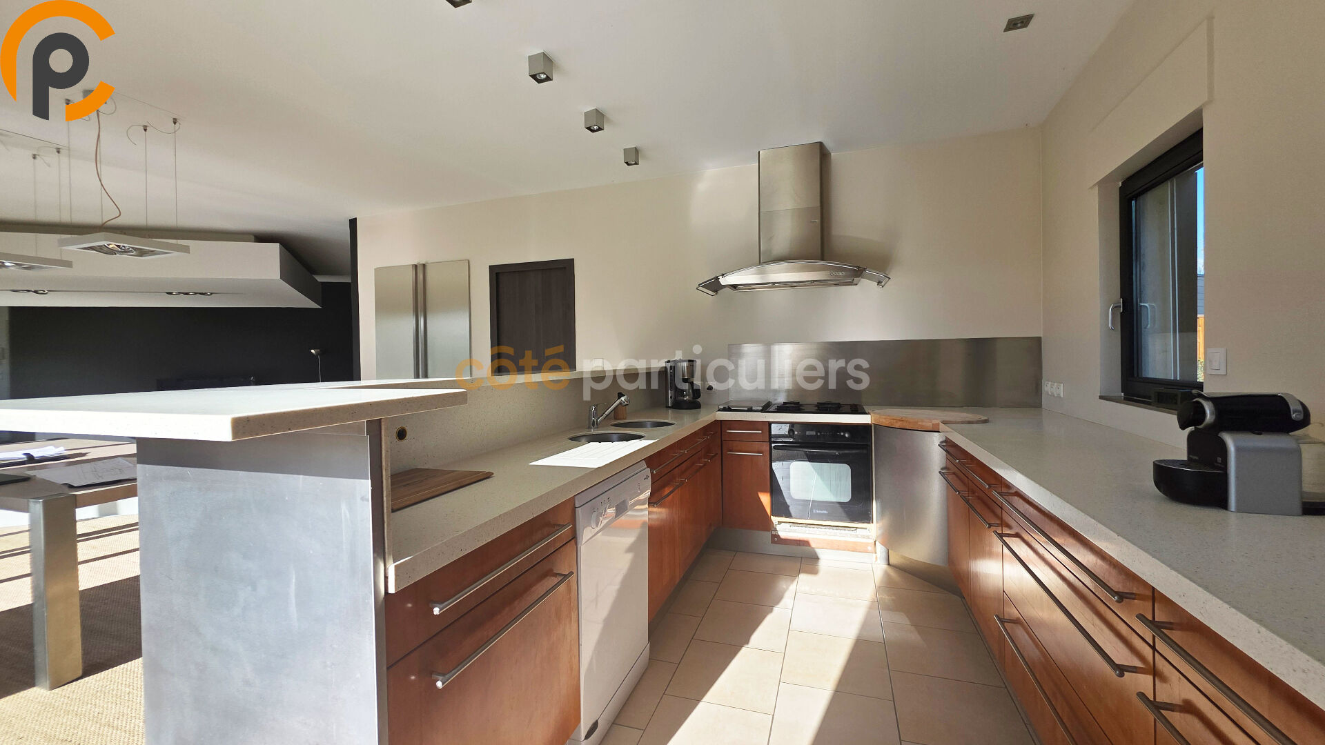 Photo Maison 8 pieces - 231 m² image 6/6