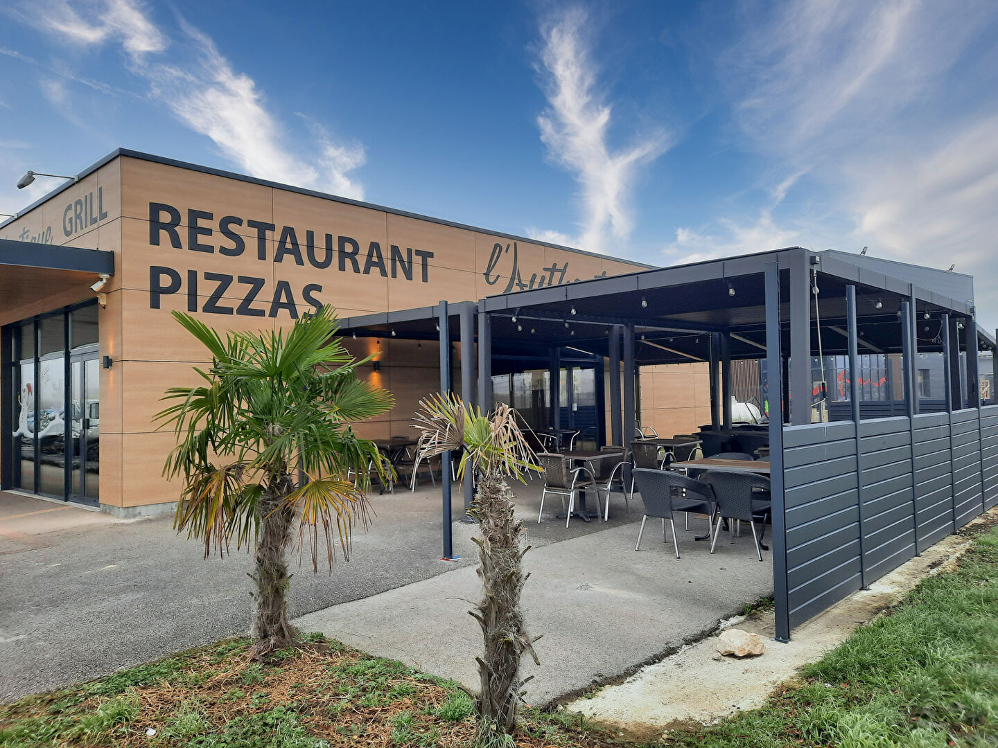 Murs et fonds de commerces - Restaurant avec emplacement n°1