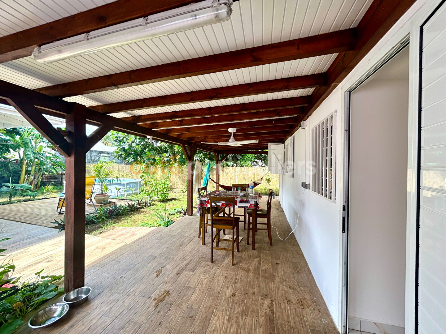 Agence immobilière de Côté Particuliers Le Gosier - La Guadeloupe