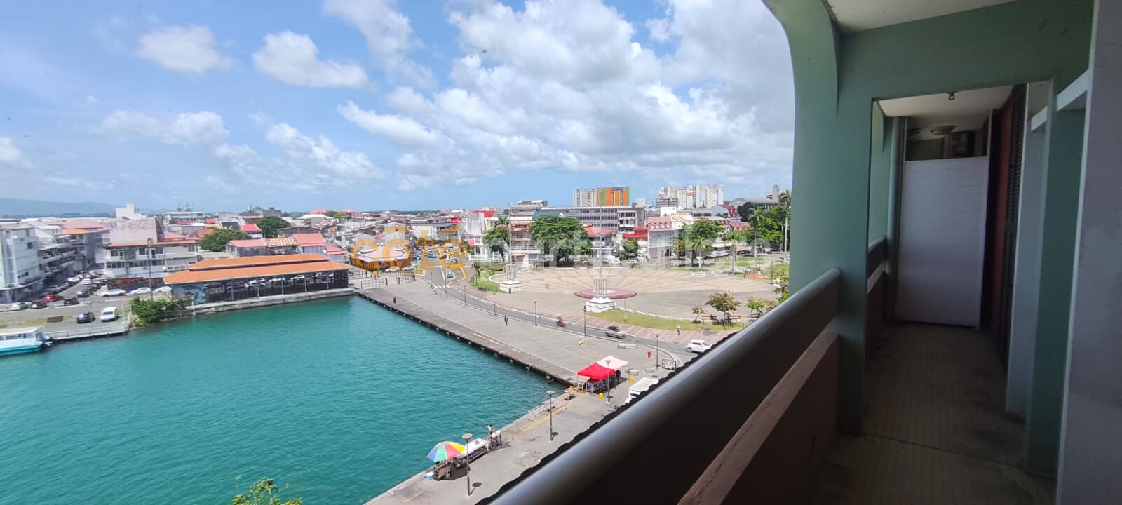 Agence immobilière de Côté Particuliers Le Gosier - La Guadeloupe