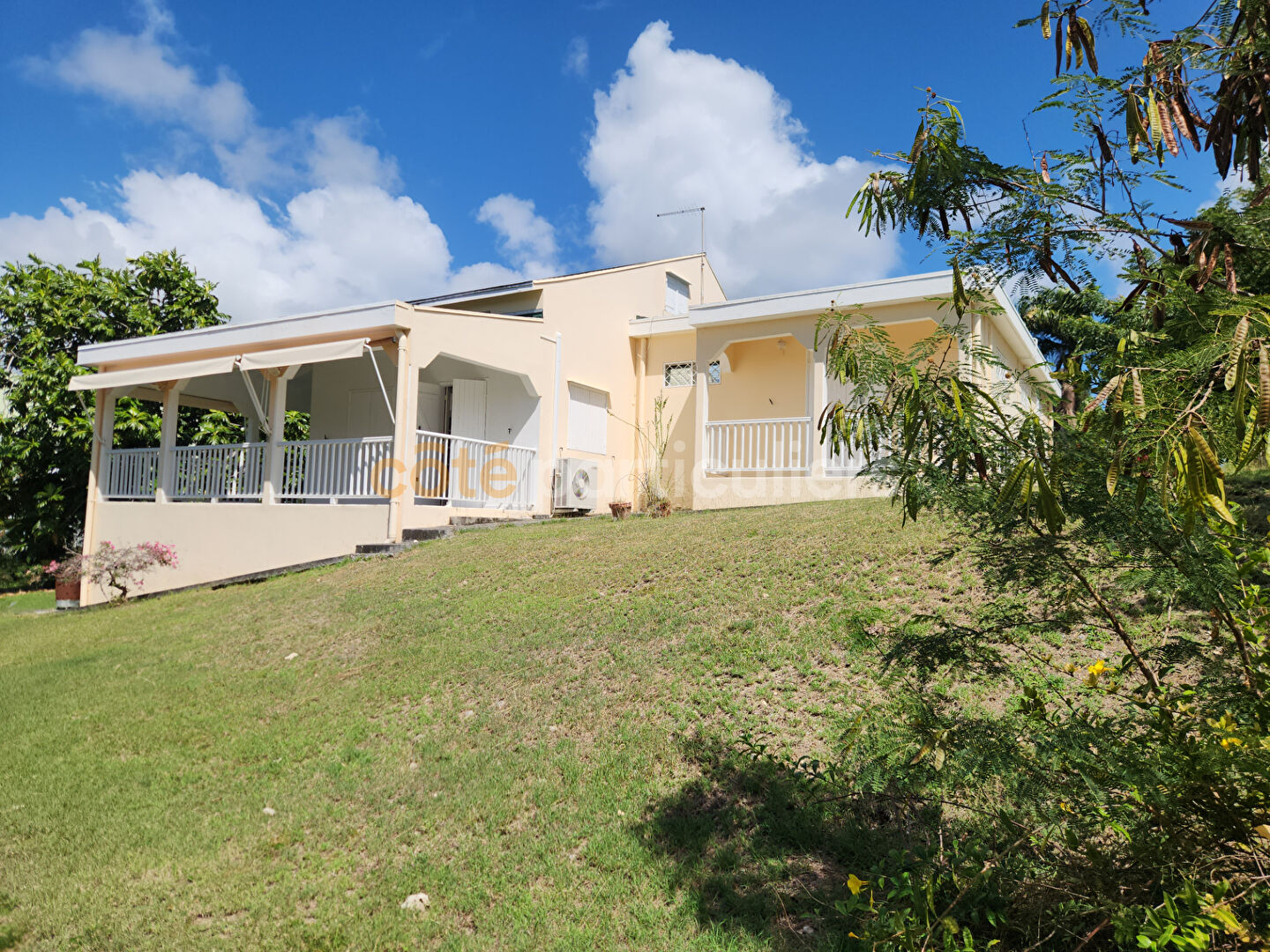 Agence immobilière de Côté Particuliers Le Gosier - La Guadeloupe