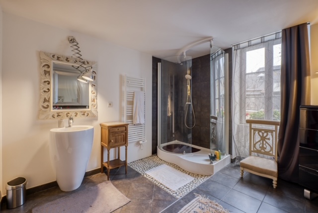 Photo A VENDRE - LAVAL - Maison 155 m2 image 4/6