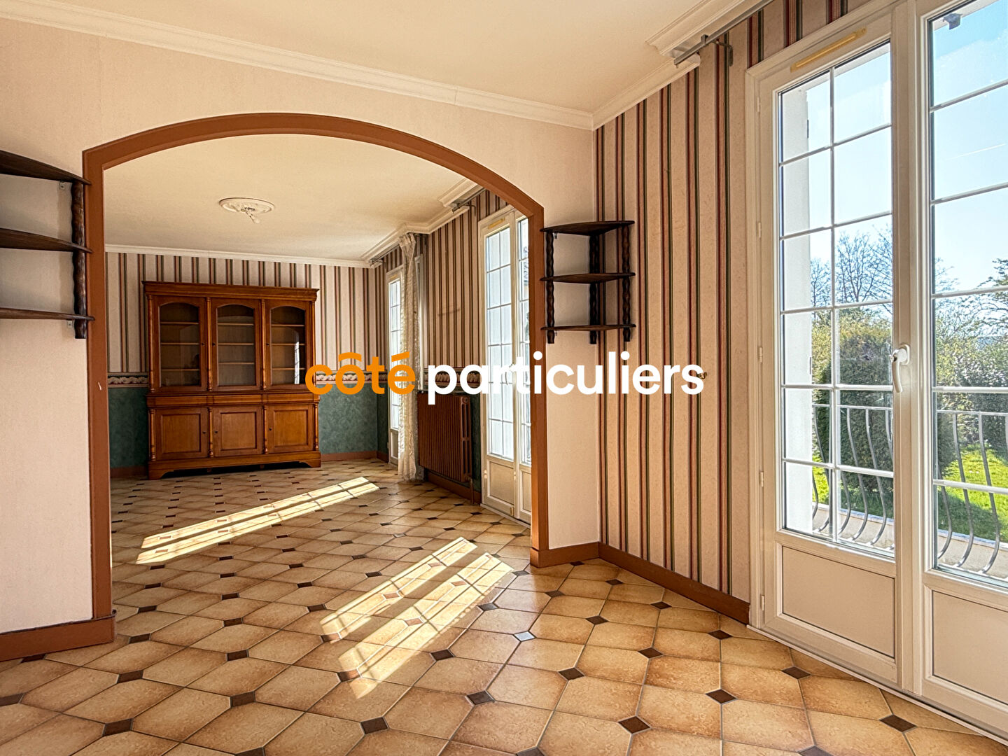 Photo A VENDRE - LAVAL- Maison d'environ 103 m2 image 3/6