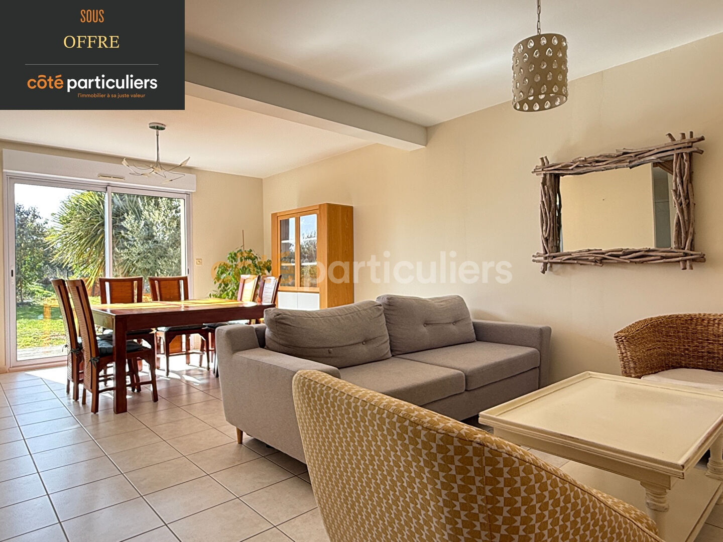 Photo Maison Bonchamp Les Laval - Quatre chambres image 3/6