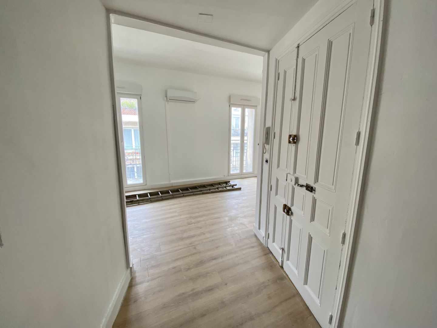 Photo P3 en très bon état , location vide image 3/6