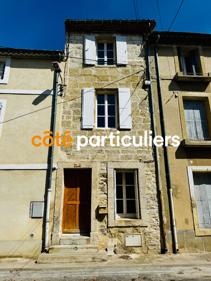 Marsillargues :  Maison de village 105 m², 3 chambres, façade en pierre