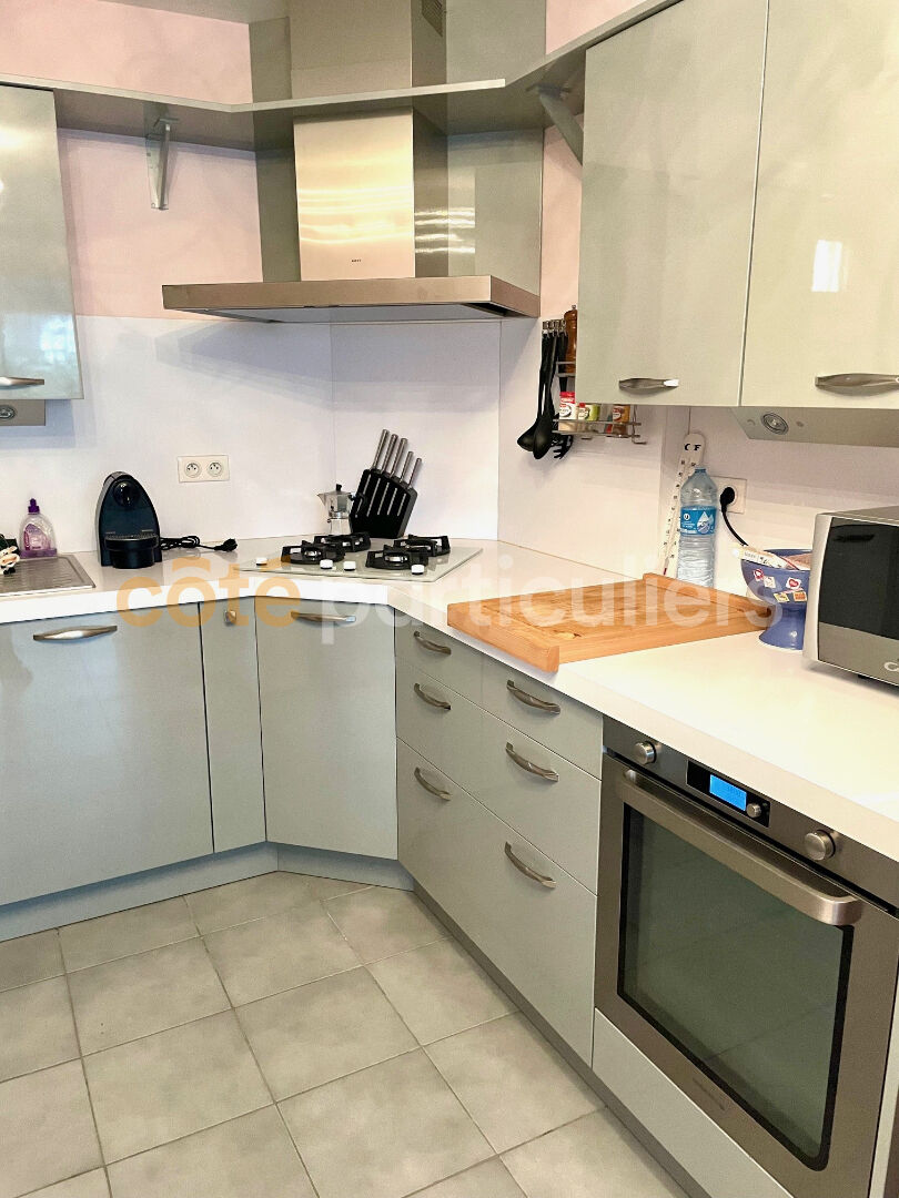 Photo P3 MEUBLE OU VIDE EN RDC image 1/6