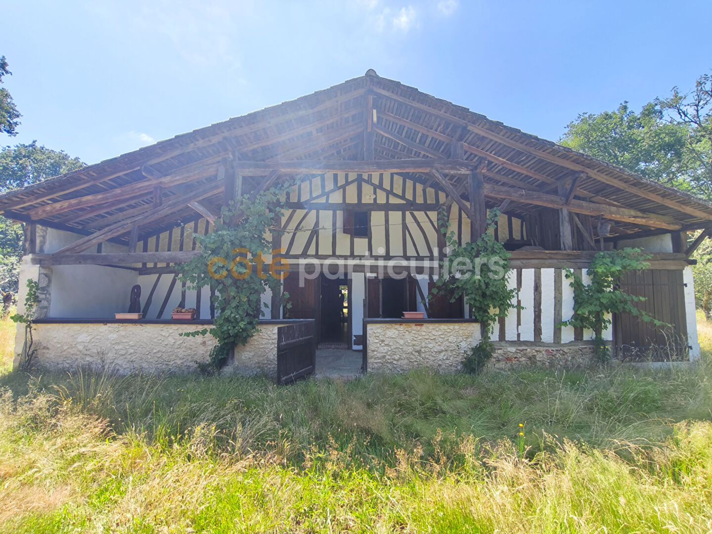 Authentique maison landaise en pierre sur un airial de 1Ha
