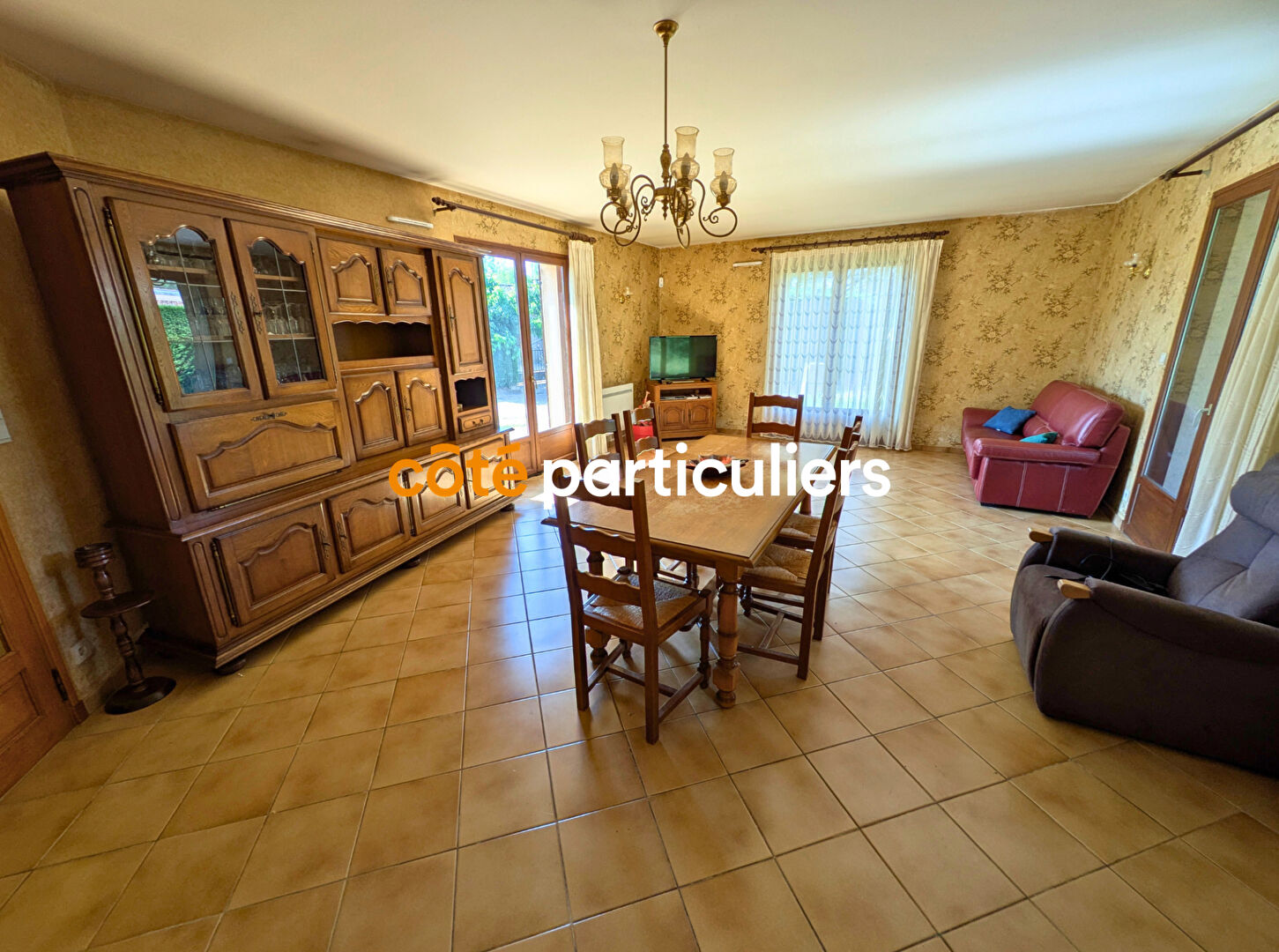 Photo Maison de plain-pied - 135m² - 3 chambres - 2 bureaux - Garage image 3/6