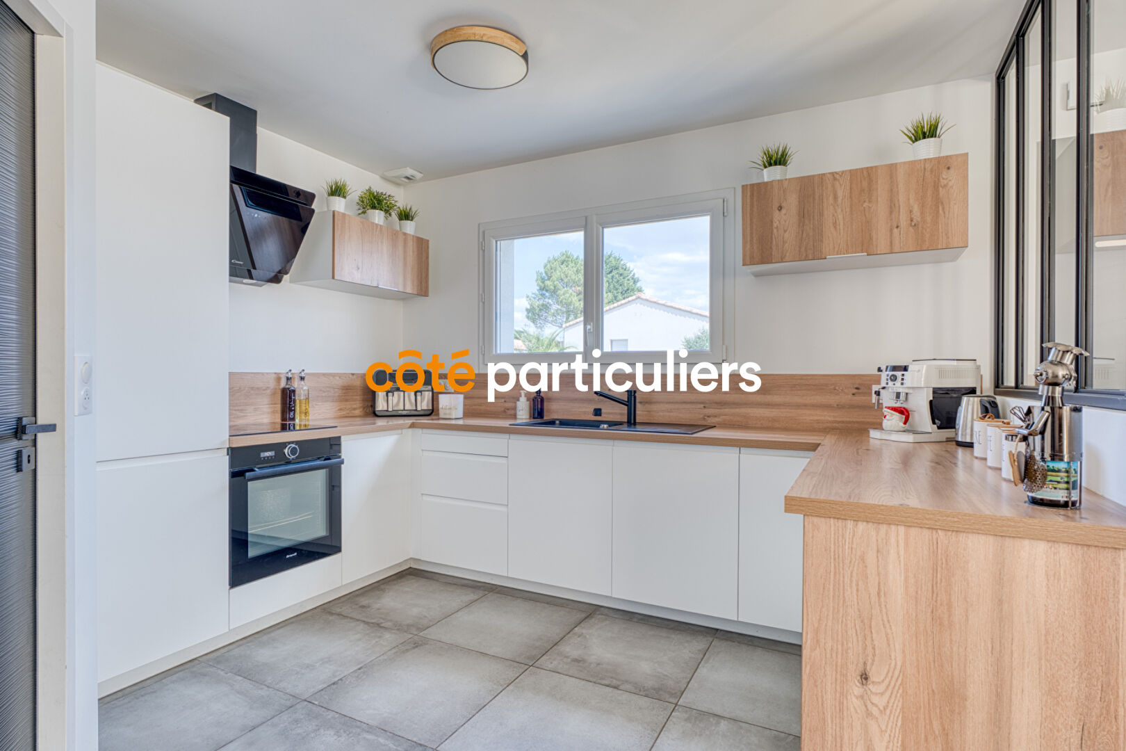 Photo SAINT GEORGE DE POINTINDOUX -- MAISON CONTEMPORAINE -- 124 M² UTILE -- PISCINE HORS-SOL -- PROCHE DE L'OCÉAN image 5/6