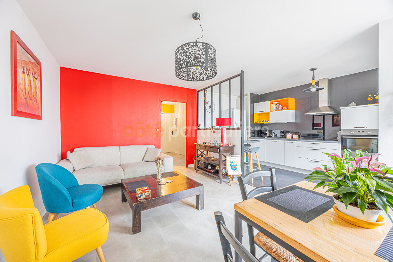 NANTES -- ILE DE NANTES -- APPARTEMENT T3 -- DEUX CHAMBRES -- 64 M2 -- TERRASSE -- PARKING