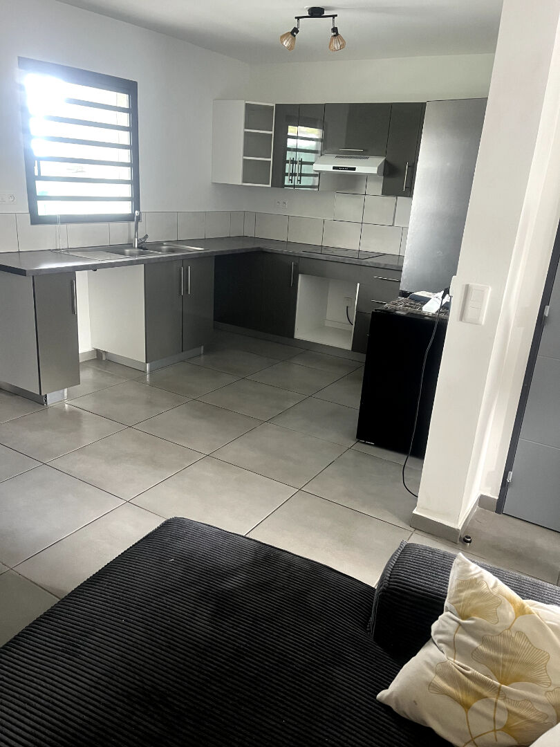 Photo A LOUER - VILLA T4 AVEC PISCINE -  GRAND BOIS image 3/4