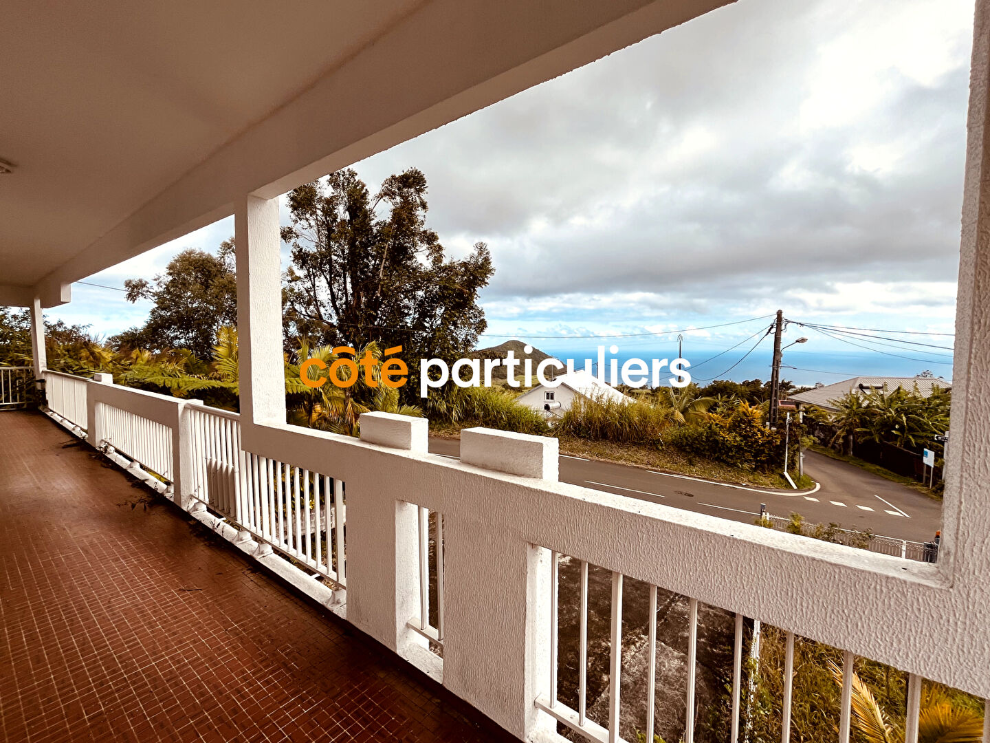 Agence immobilière de COTE PARTICULIERS - Saint Gilles - La Réunion