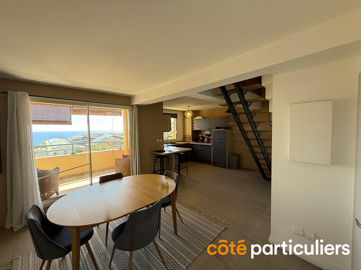 Agence immobilière de COTE PARTICULIERS - Saint Gilles - La Réunion