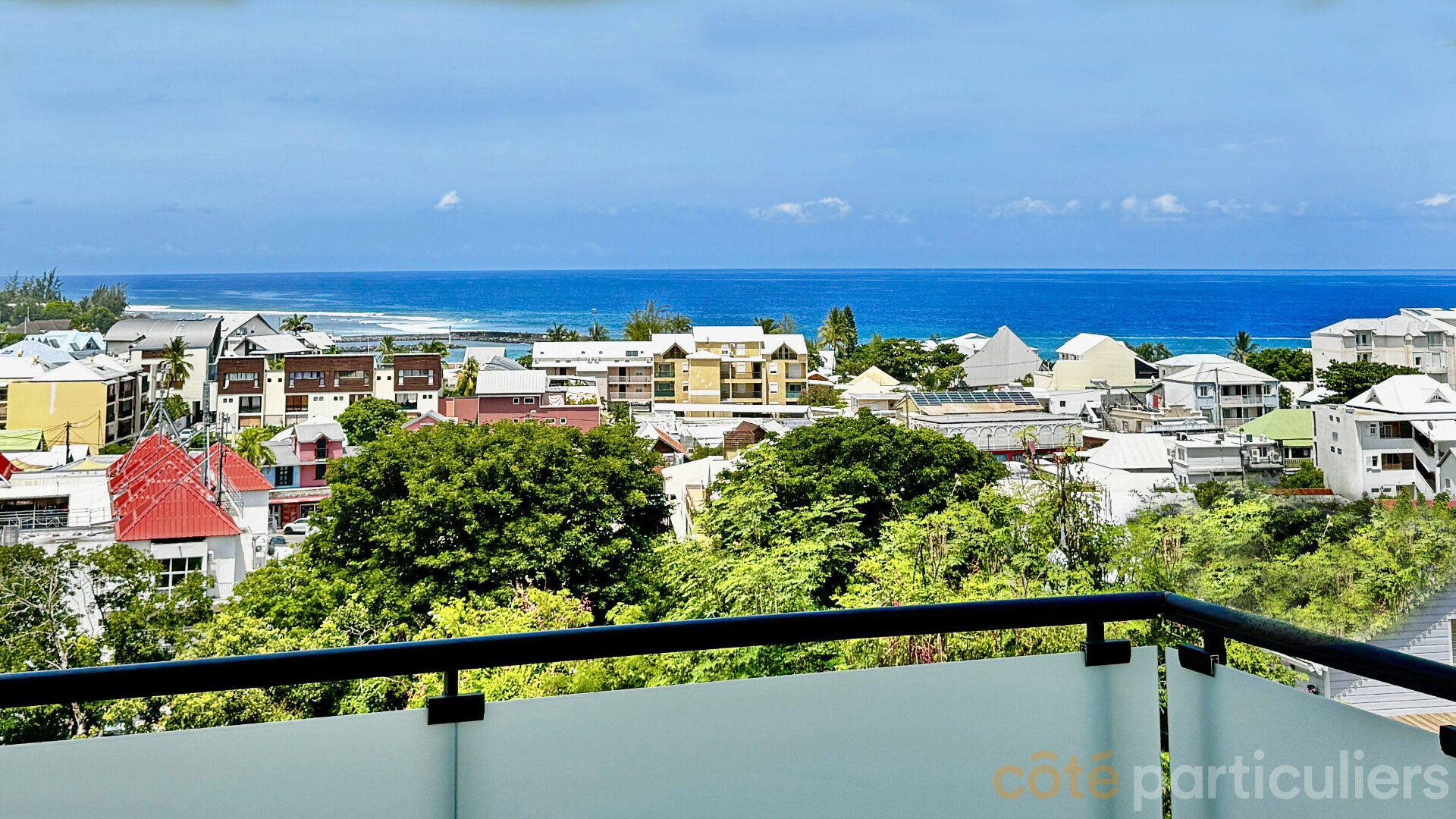 Agence immobilière de COTE PARTICULIERS - Saint Gilles - La Réunion