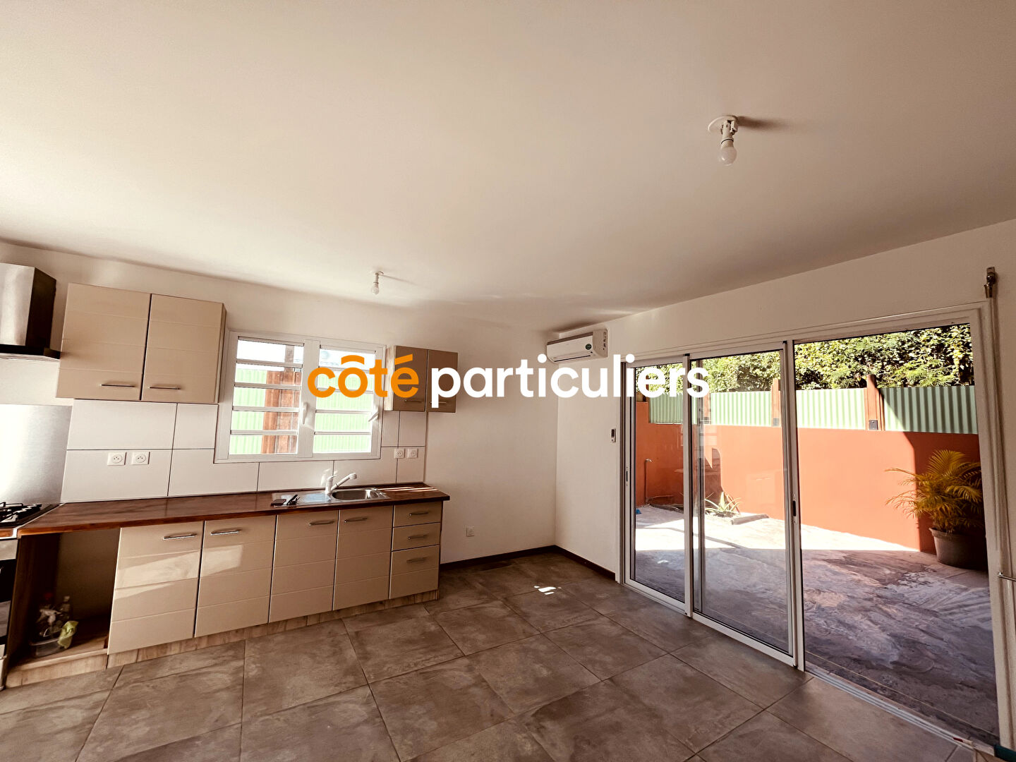 Photo A LOUER - MAISON T4 + VARANGUE - RIVIERE ST LOUIS image 4/6