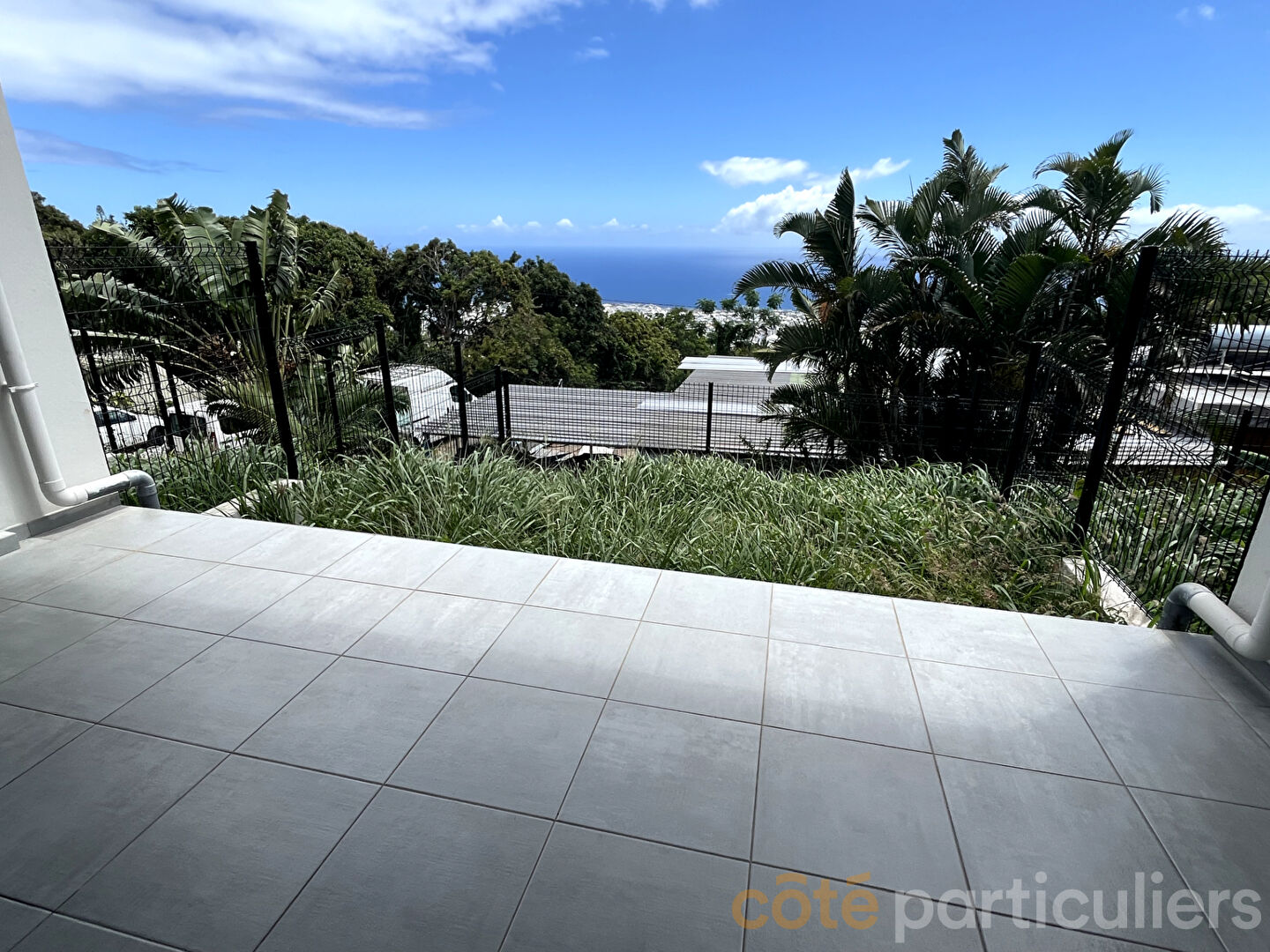 Photo A LOUER - T4 NEUF NON MEUBLE - SAINT DENIS BELLEPIERRE image 5/6