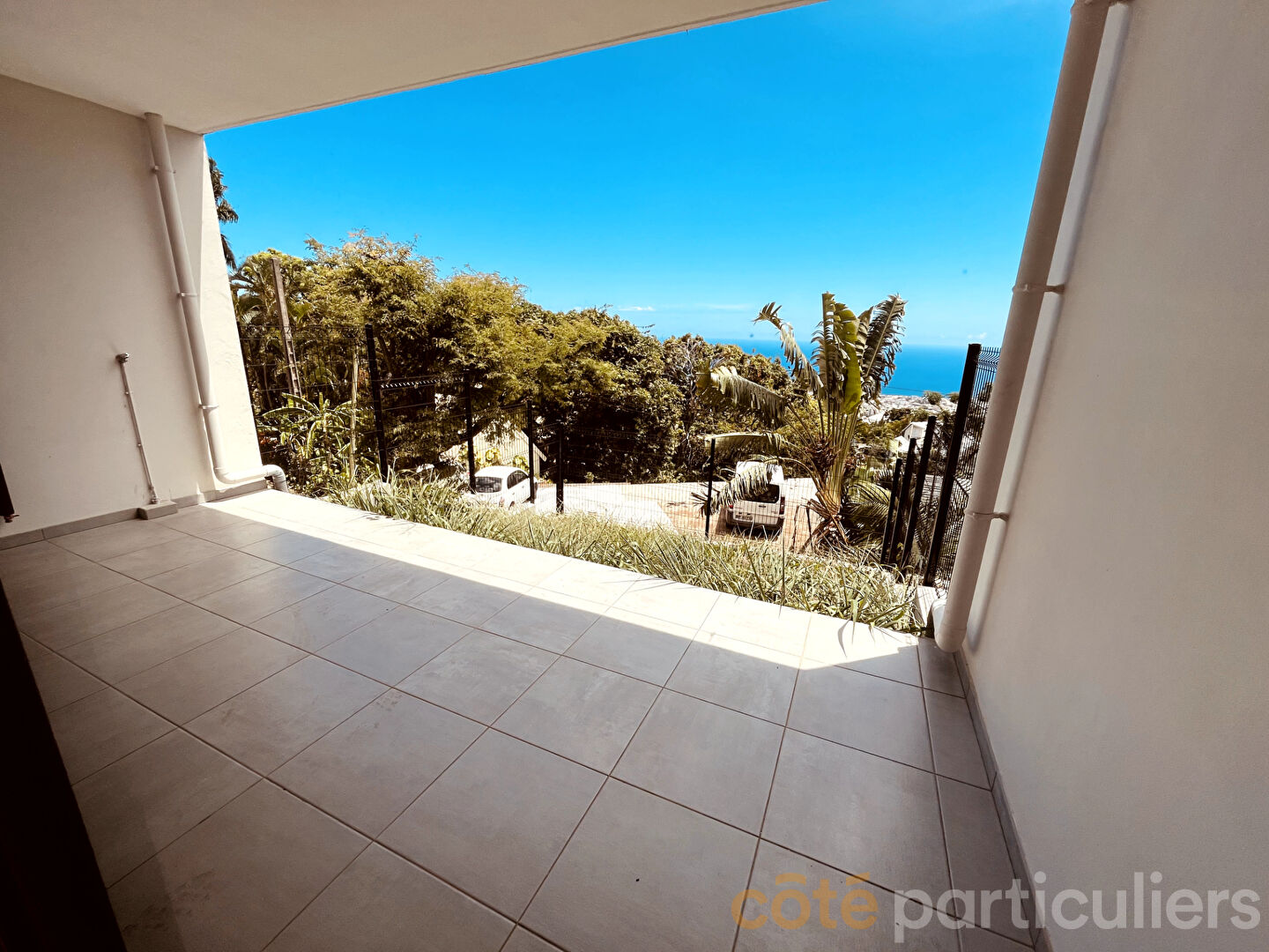 A LOUER T2 NON MEUBLE - BELLEPIERRE