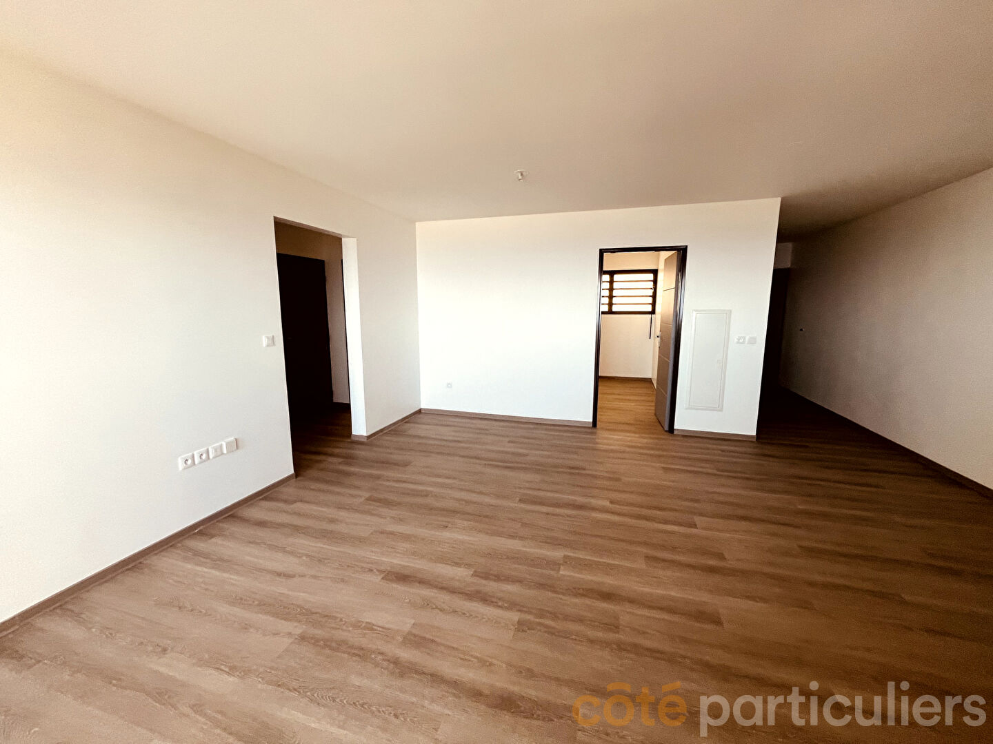 Photo A LOUER APPARTEMENT T4 - BELLEPIERRE image 4/6