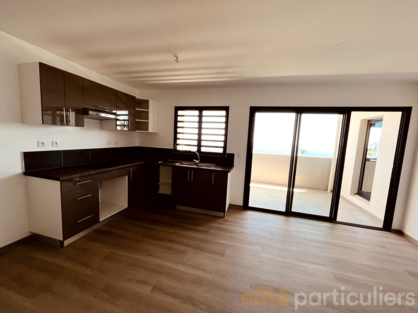 Photo A LOUER APPARTEMENT T4 - BELLEPIERRE image 6/6