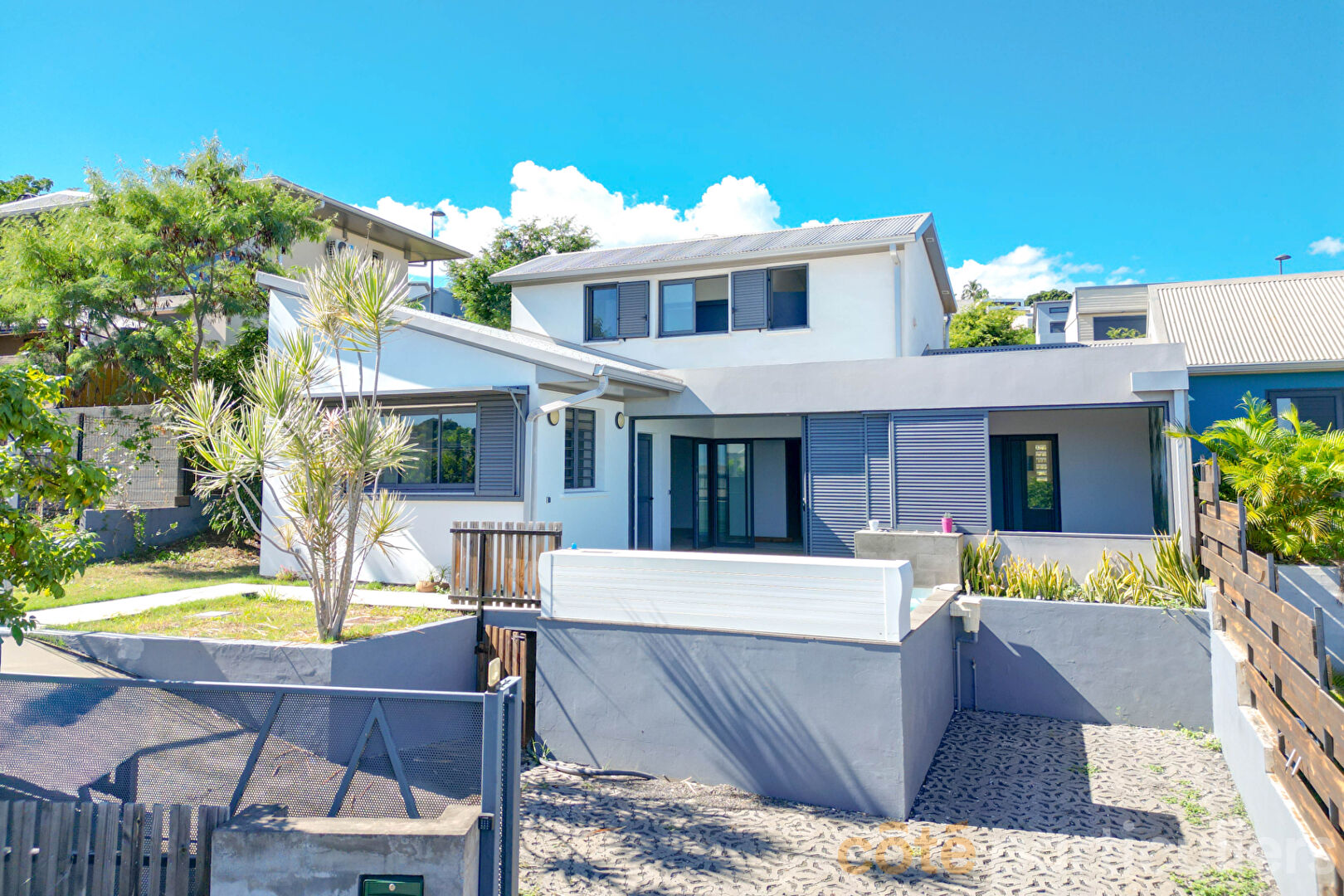 Agence immobilière de COTE PARTICULIERS - Saint Gilles - La Réunion