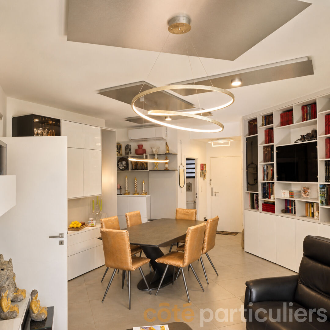 Agence immobilière de COTE PARTICULIERS - Saint Gilles - La Réunion