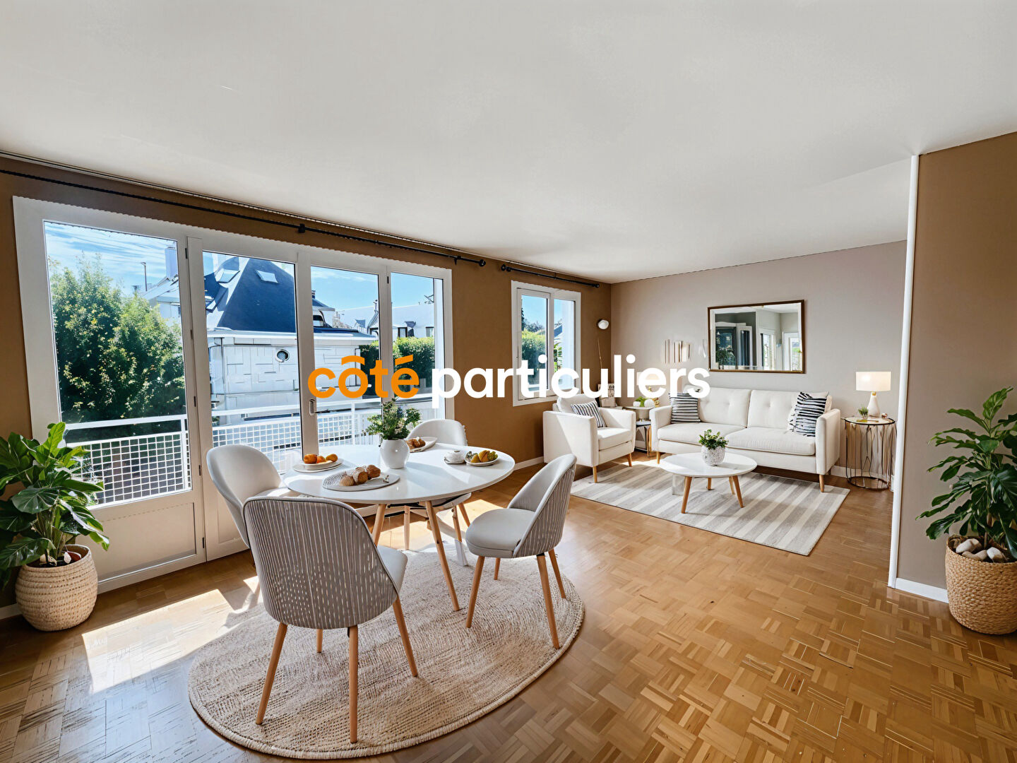 Photo Centre-ville et gare à pieds ! image 2/6