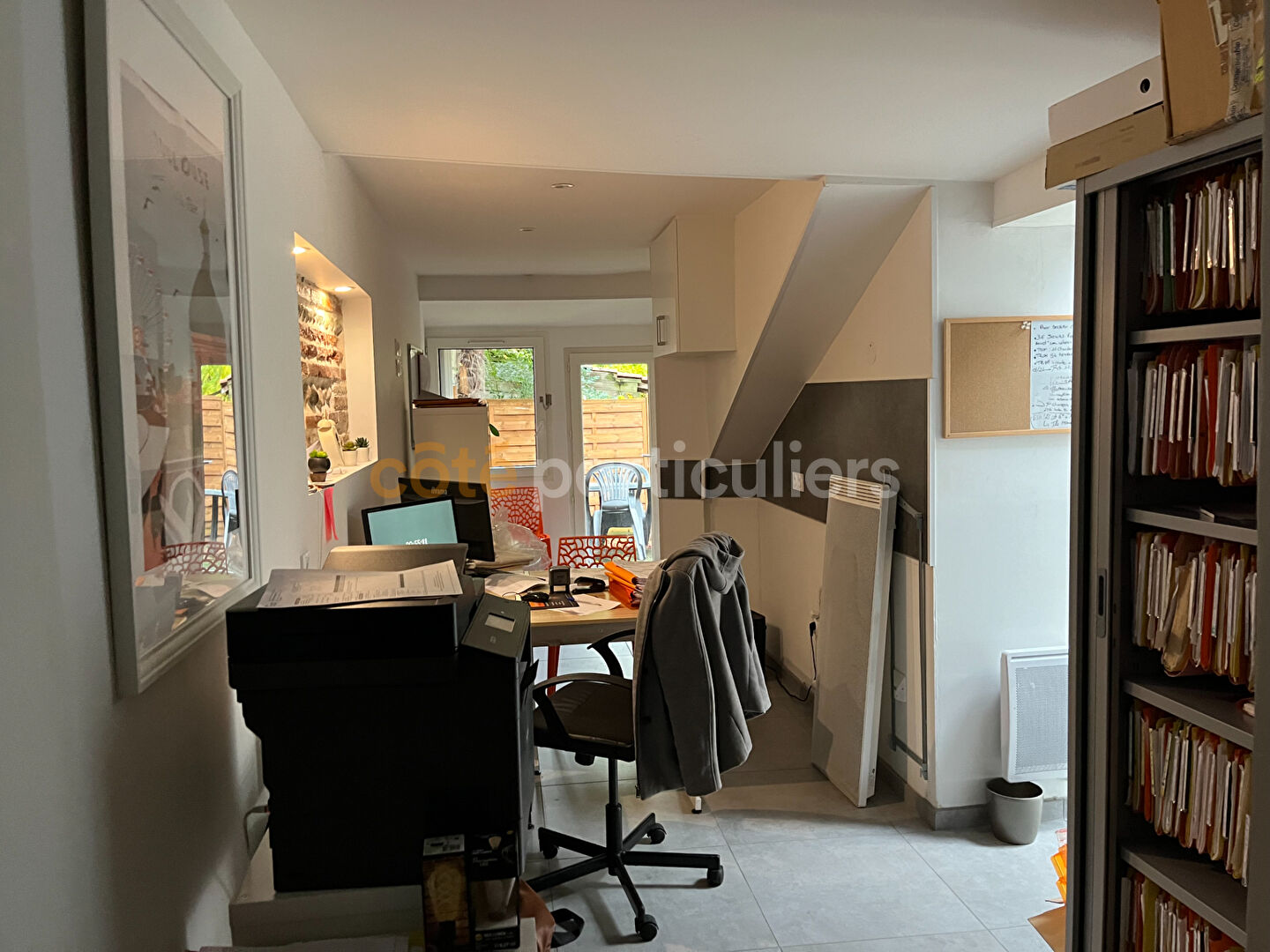 Photo Patte d'Oie - Cession de bail d'un local de 98 m²  avec jolie vitrine à 30m du métro A-Grand passage image 6/6