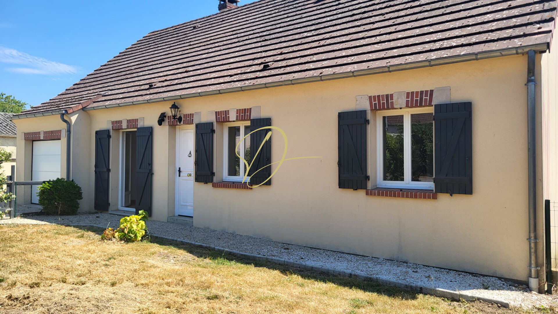 Maison de plain pied 99 m², 640 m² de terrain