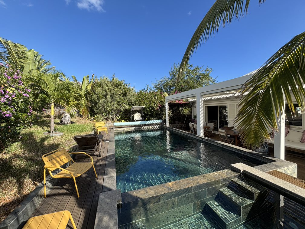 Villa T6 de 179.21m2 à la pointe de la technologie à La Saline-les-Bains.