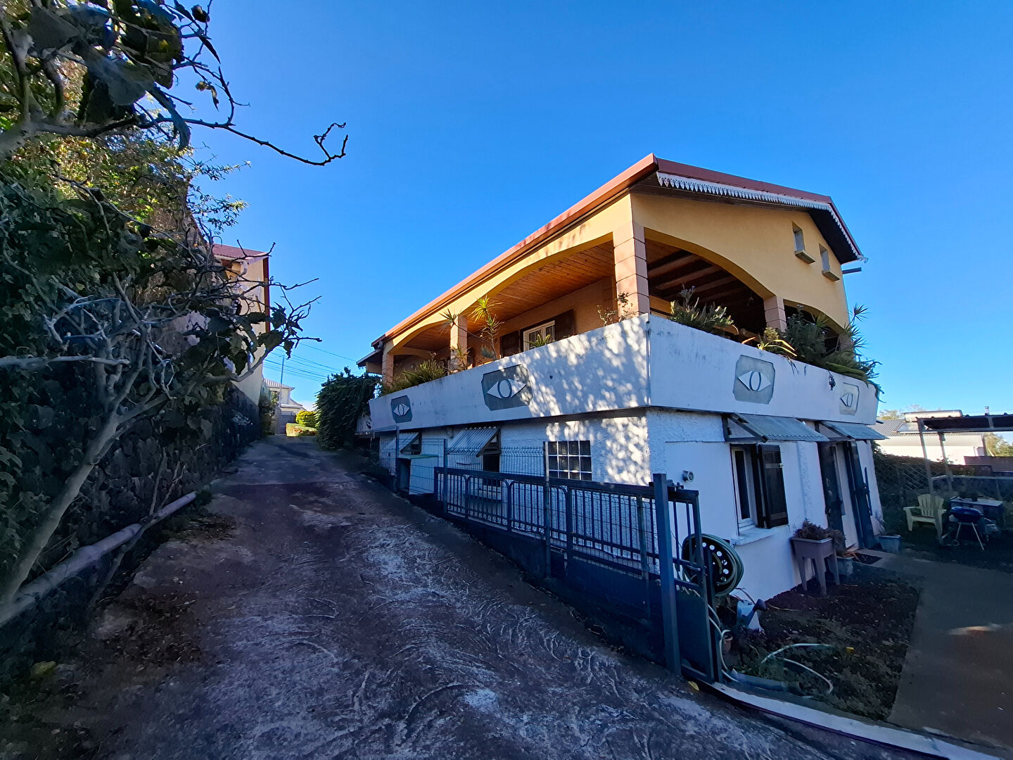 A VENDRE Ensemble Immobilier 2 maisons Type F3 - 162 M2 - Tampon secteur Bois Court