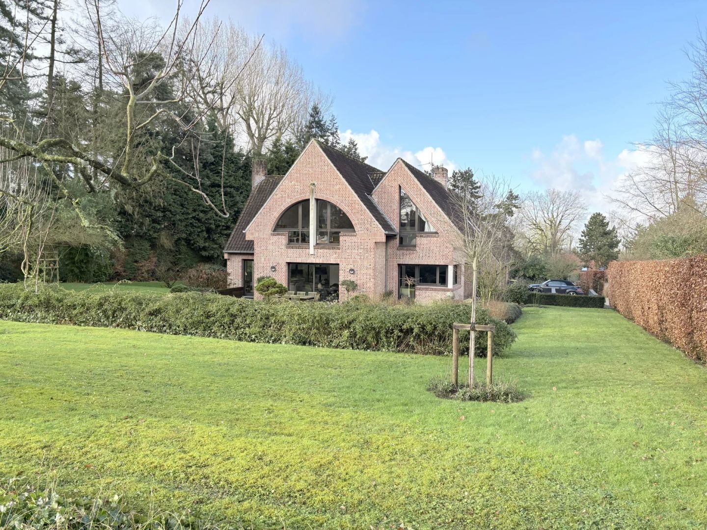 Maison Contemporaine Sur 4000m2