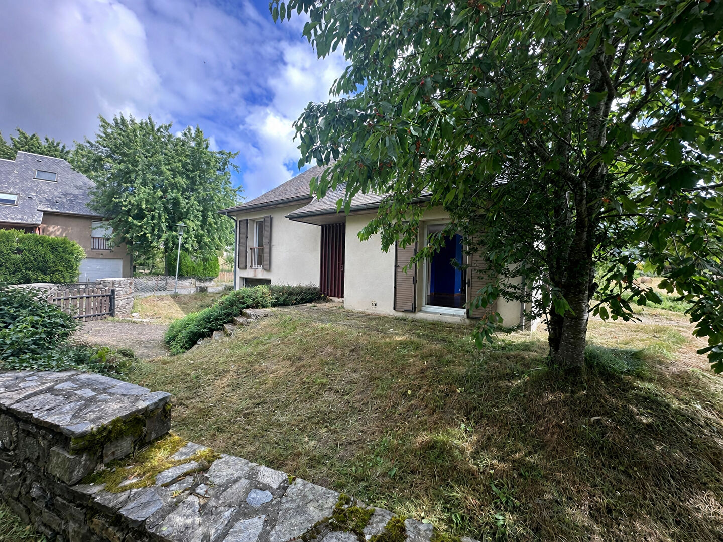 Maison T4 avec jardin et garage à Montézic