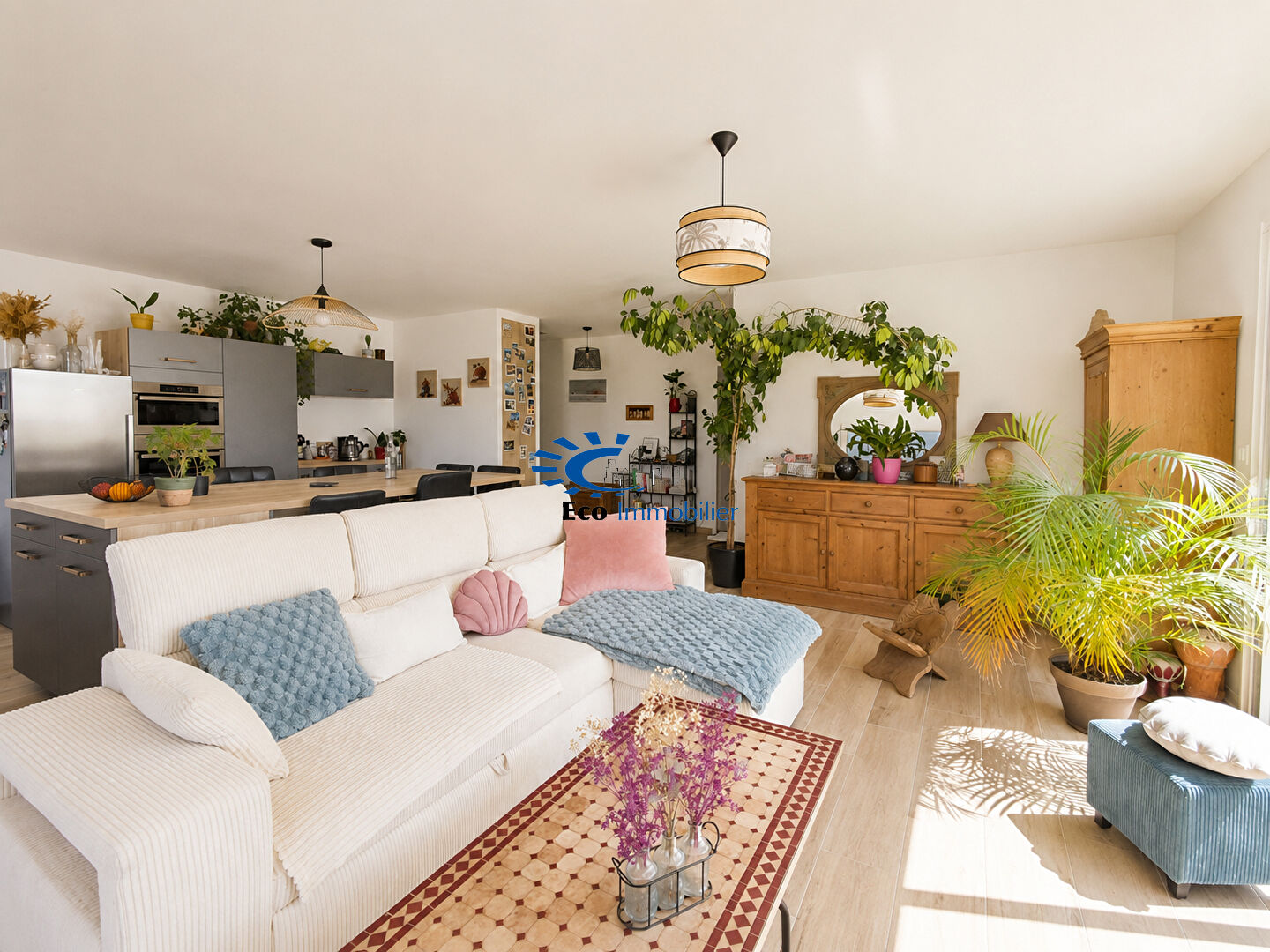 LA JARNE MAISON PLAIN-PIED 111 M² 4 CHAMBRES 1 BUREAU JARDIN ET GARAGE